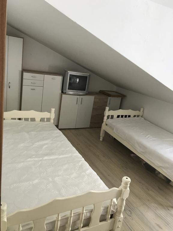 Apartment Titaneli Kotor Exterior foto